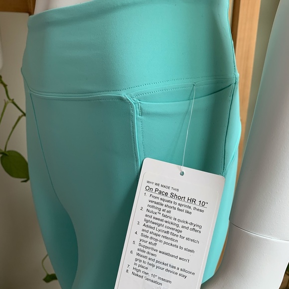 Sold🙌Lululemon shorts - Picture 3 of 8